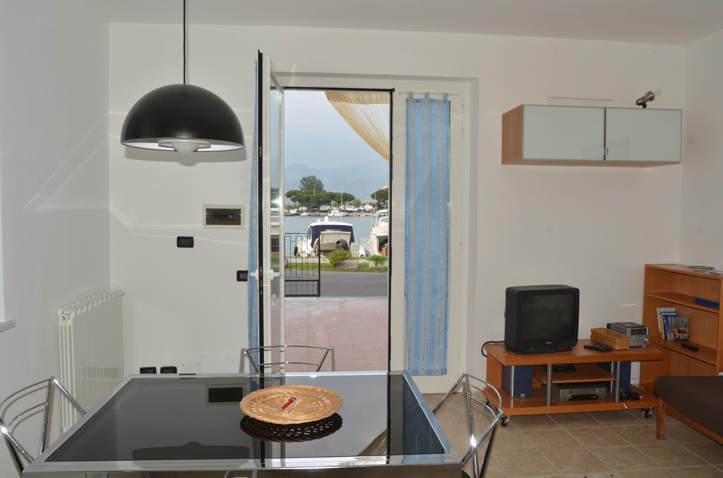 La Perla Del Magra Holidays House Монте-Марчелло Экстерьер фото